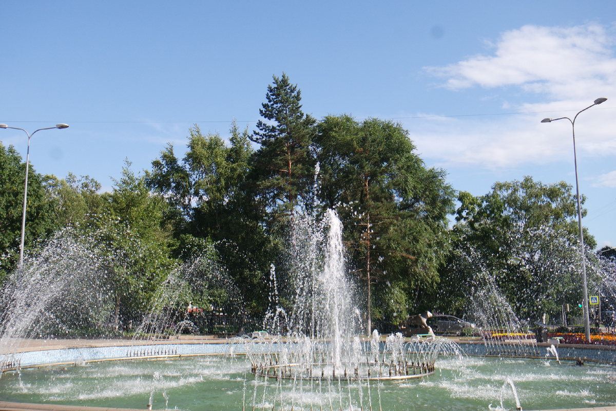 фонтан возле к/т "Горизонт"
