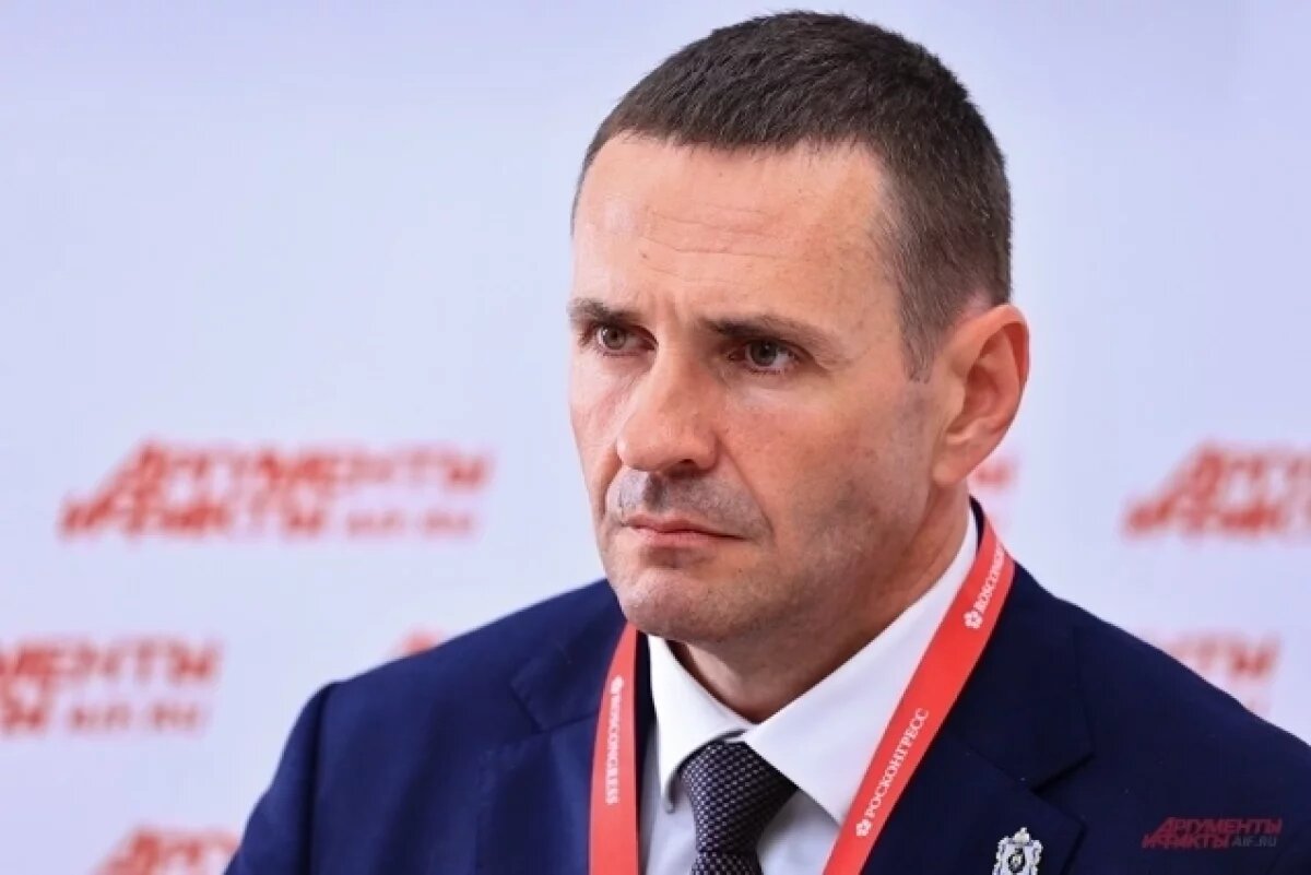    Дмитрий Демешин.