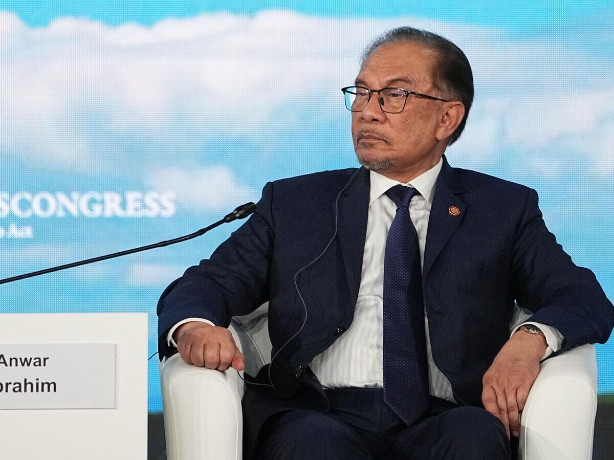    Премьер-министр Малайзии Анвар Ибрагим на пленарной сессии VIII Восточного экономического форума© РИА Новости / Александр Вильф