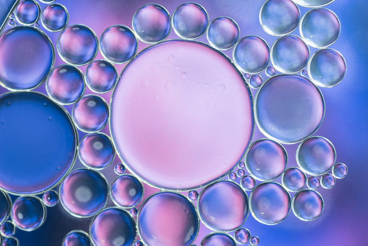 Так выглядит глутаровый альдегид под микроскопом.