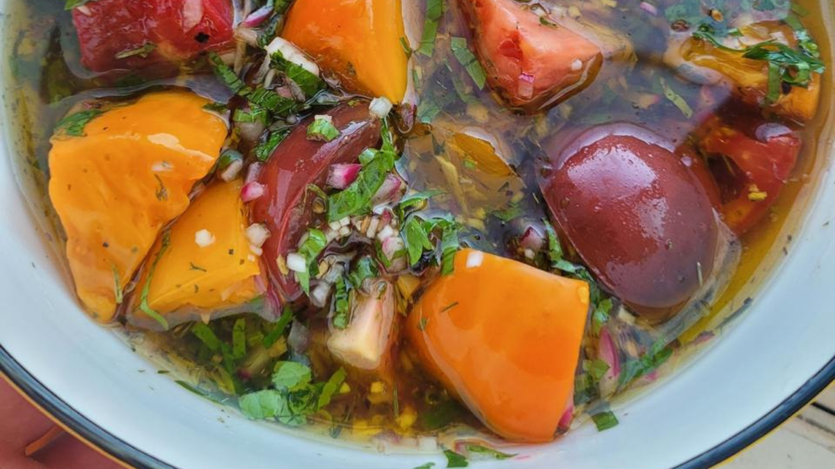 Маринованные помидоры. Домашние рецепты. Вкусно. Просто готовить. Маринованные овощи. Помидор.