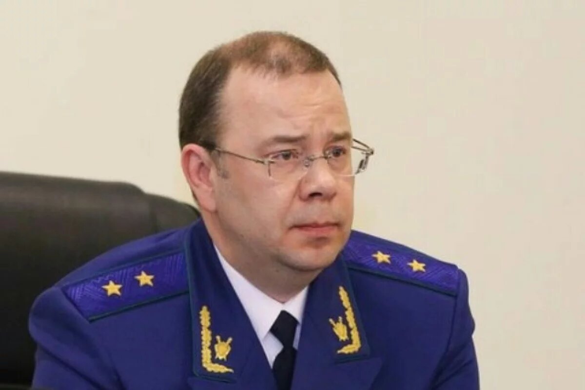    Прокурор Москвы Попов ушел в отставку по собственному желанию