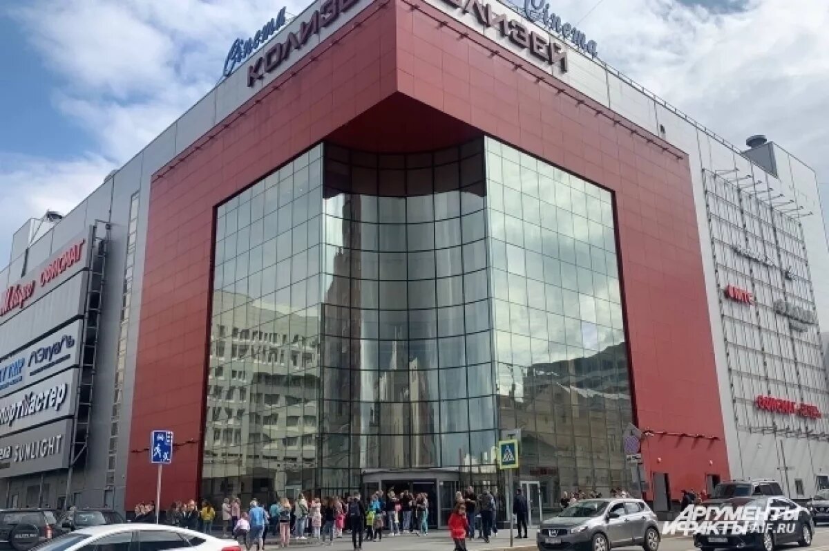    Через пару лет фасад «Колизея-Синема» уже будет выглядеть не так