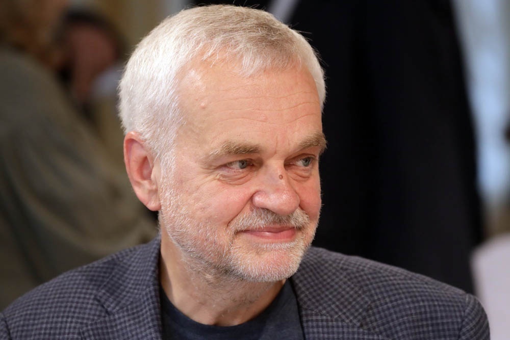    Алексей Варламов: Можно отрицать либерализм, но не свободу. / Сергей Куксин