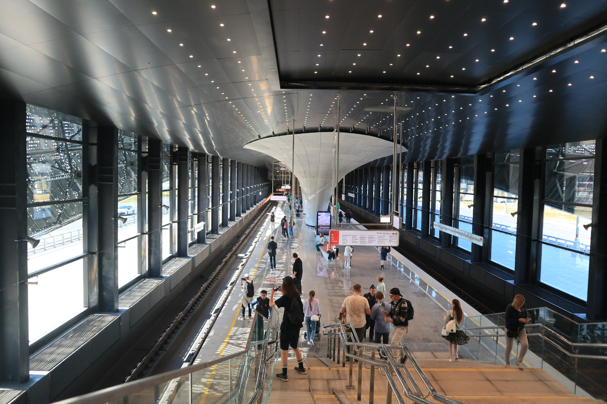 Потапово - новая станция метро среди широкой автомагистрали -11