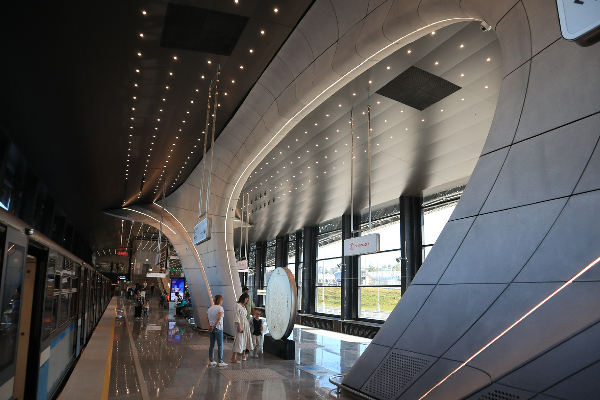 Потапово - новая станция метро среди широкой автомагистрали -14