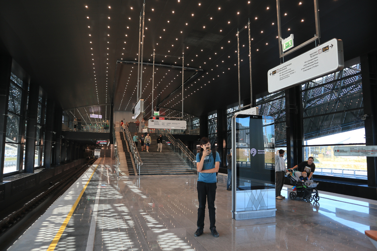 Потапово - новая станция метро среди широкой автомагистрали -13-2