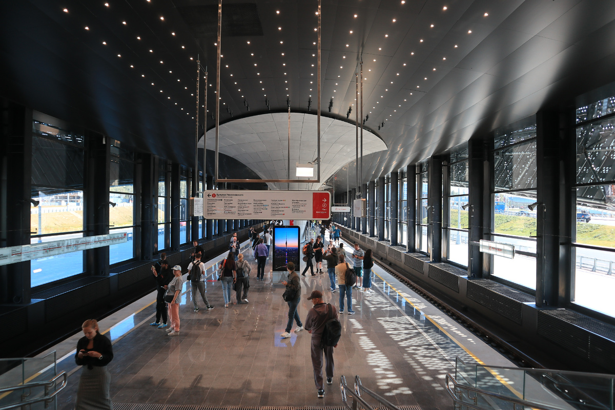 Потапово - новая станция метро среди широкой автомагистрали -12