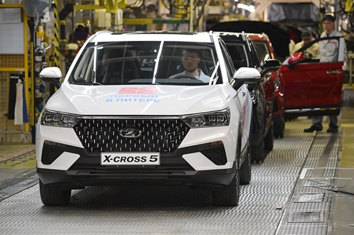    LADA X-Cross 5.