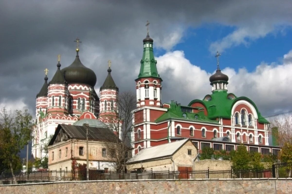    Свято-Пантелеймоновский монастырь в Феофании.