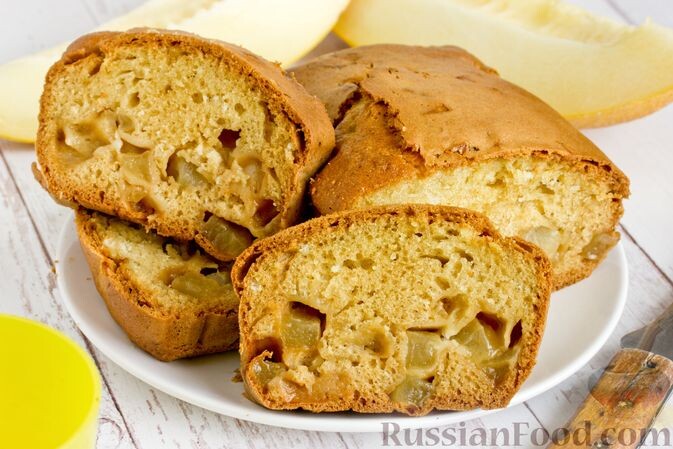 дыня, молоко, яйца, масло подсолнечное, сахар, мука, разрыхлитель
