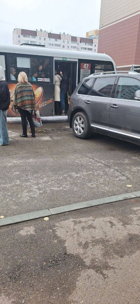    Переполненный автобус. Источник: t.me/vkurse22