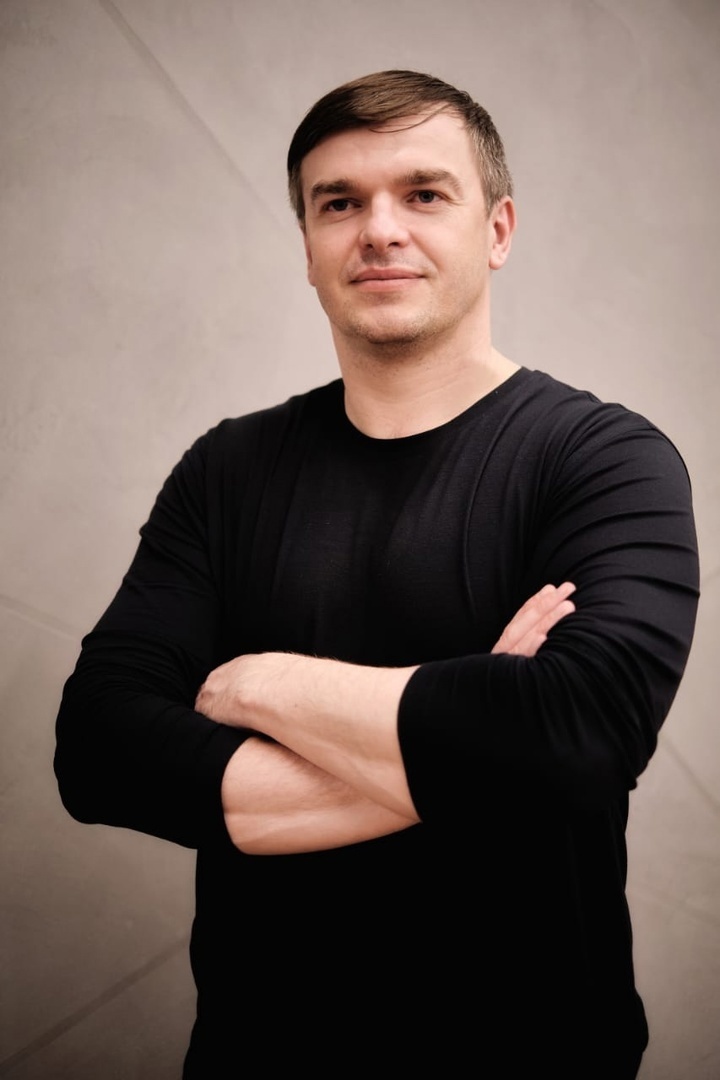 Нашими экспертами выступили участники форума:
• Михаил Васянин, директор компании «ИНГРУППА», выпускник ПГУ (2009, ИЭиУ);
• Елена Федотова, начальник отдела по работе с персоналом АО «Тандер» (федеральная сеть «Магнит»), преподаватель кафедры МиГУ, выпускница ПГУ (2006, ИЭиУ);
• Дарья Сахарова, руководитель HR-департамента Агентства недвижимости «Владис», выпускница ПГУ (2011, ИЭиУ);
• Оксана Шакирова, директор по персоналу ООО УК «Ростaгро», выпускница ПГПУ им. В. Г. Белинского (1999, ИФФ).
