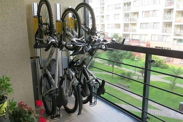     Как хранить велосипед зимой на балконе: 5 простых советов эксперта из Stels