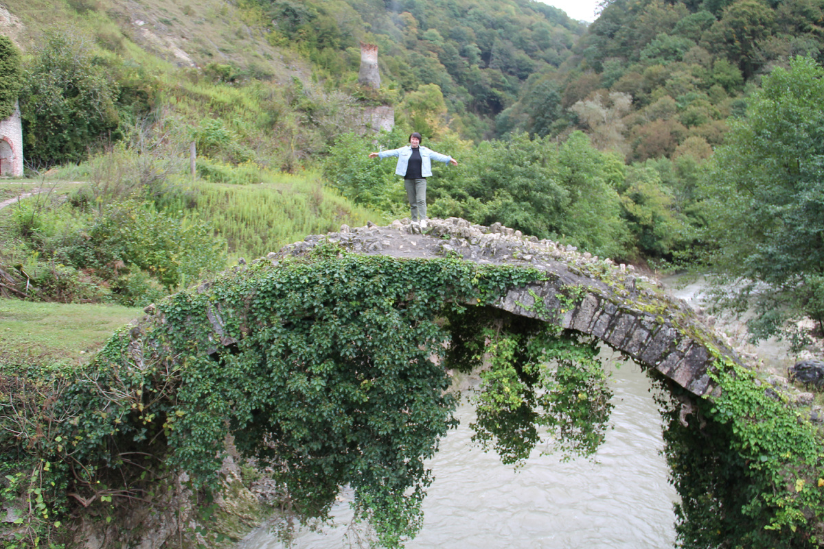 Фото автора Абхазия Беслетский мост возле Сухума