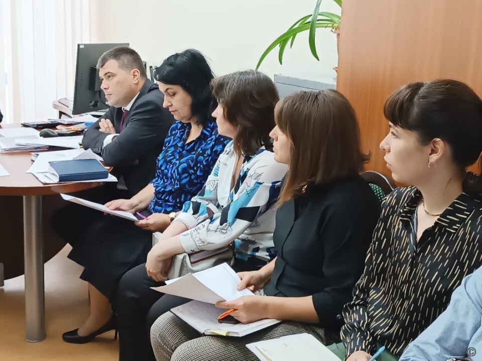    Заседание рабочей группы в администрации Барнаула. Источник: barnaul.org