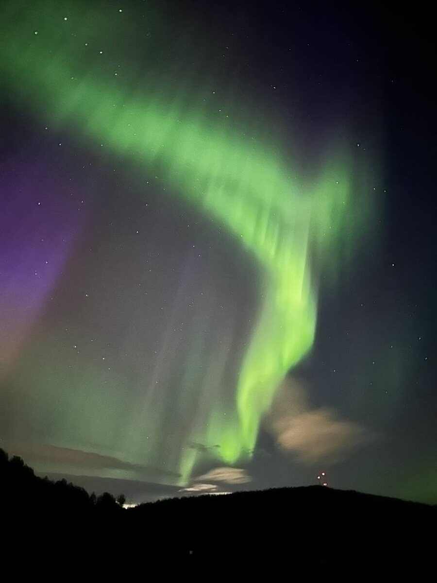 Полярное сияние вблизи Кировска