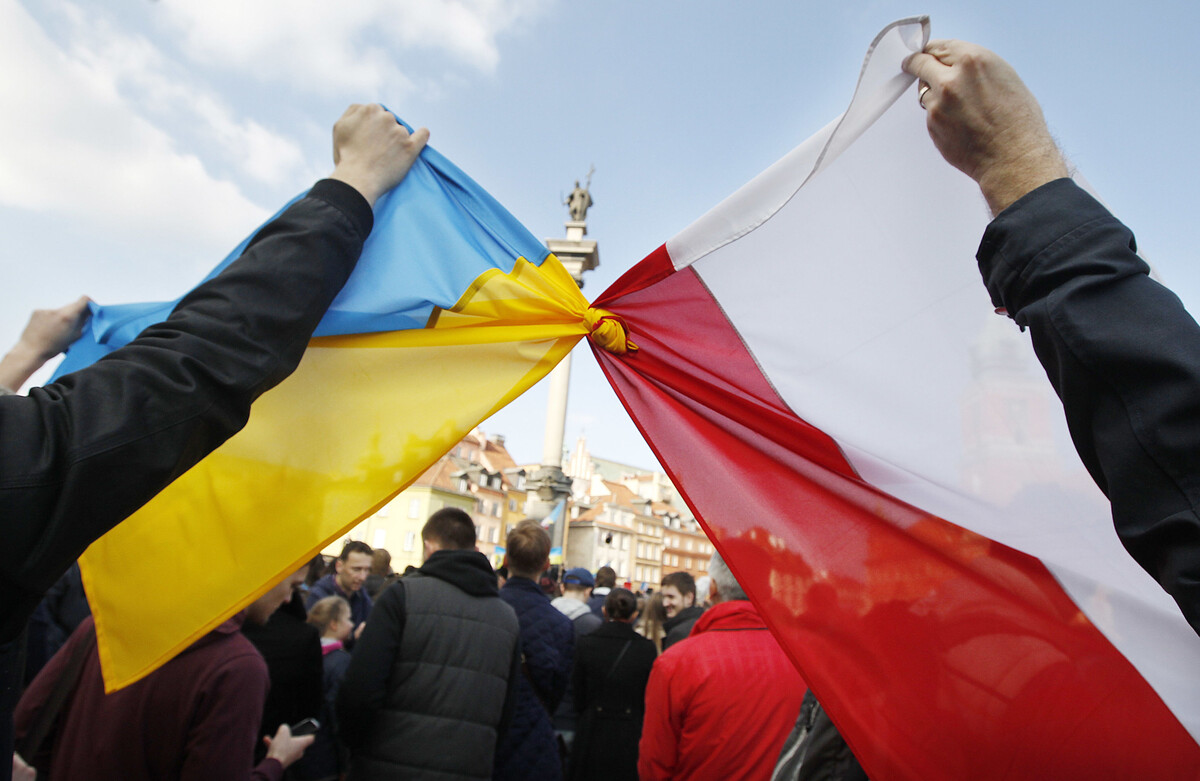 AP Photo / Czarek Sokolowski