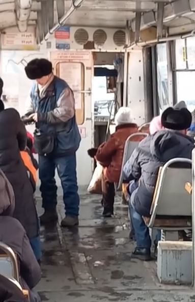 Сибирь. Реалии общественного транспорта (г. Иркутск).