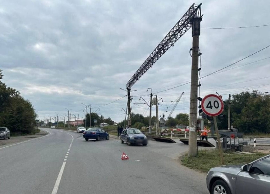    В Оренбурге на Локомотивной столкнулись «Рено» и «Фиат». Пострадал один из водителей Кристина Просвиркина