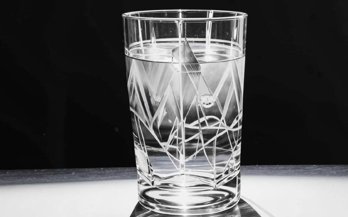    Бастрыкин поручил разобраться с «отравленной» водой в селе под Воронежем сгенерировано ИИ Kandinsky