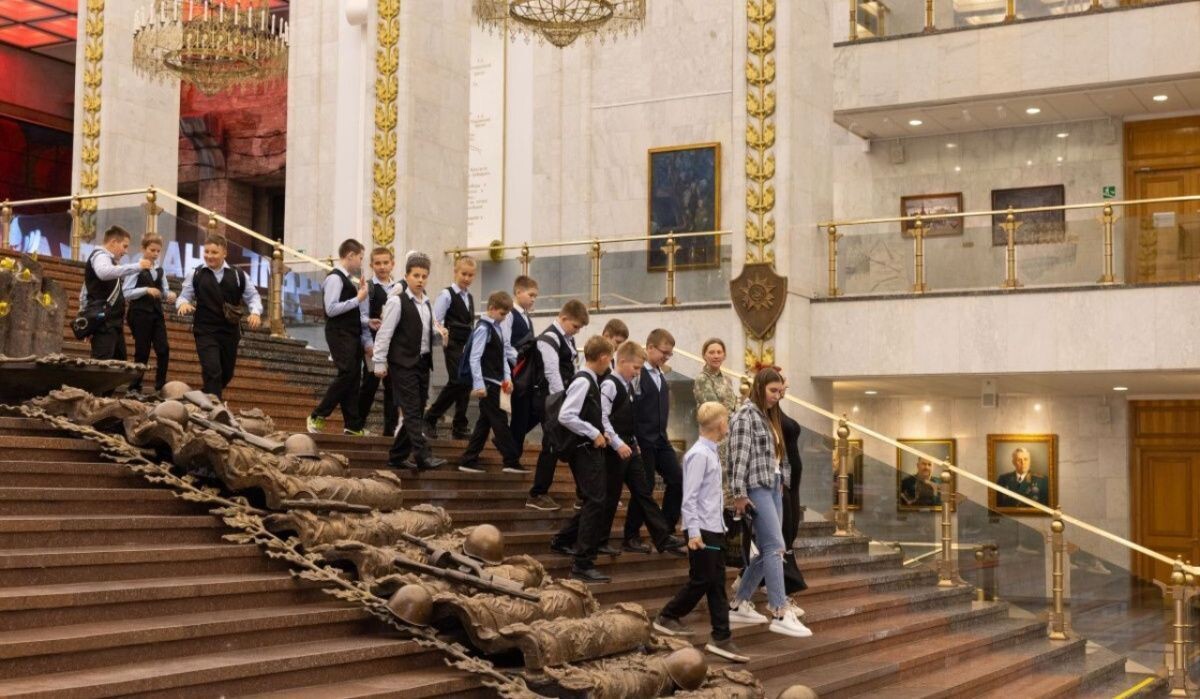     Экскурсия в Музее Победы. Источник: victorymuseum.ru Автор фото: Пресс-служба Музея Победы
