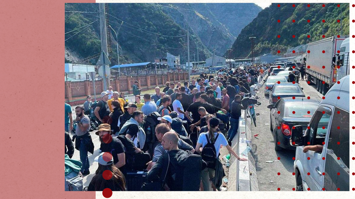 В сентябре 2022 года правительство России организовало несколько форумов думающих русских на границах с Грузией, Казахстаном и Финляндией. Бедные и глупые остались в Рашке. 