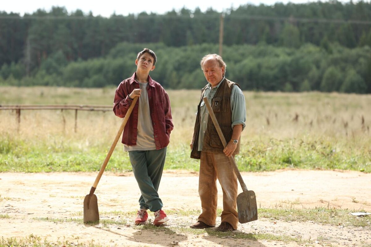 Фото со съёмок сериала «Красное озеро» – продюсерский центр Originals Production и кинокомпания NORM PRODUCTION для KION (листайте, там ещё есть фото)