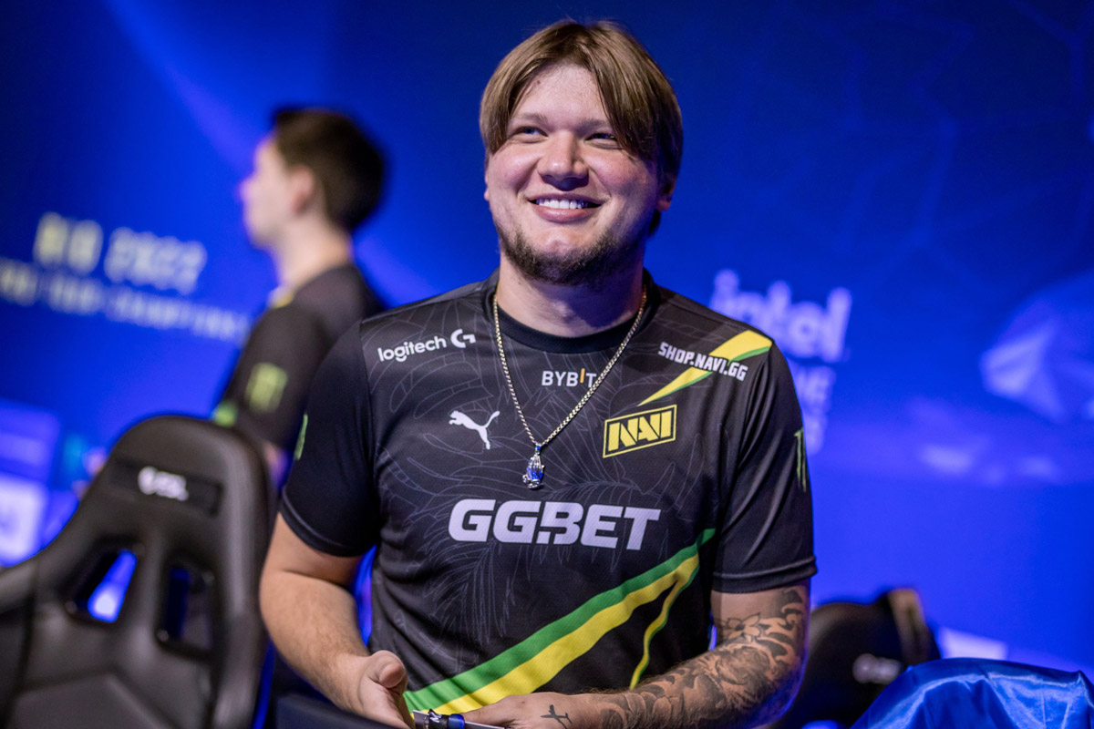 Александр s1mple Костылев