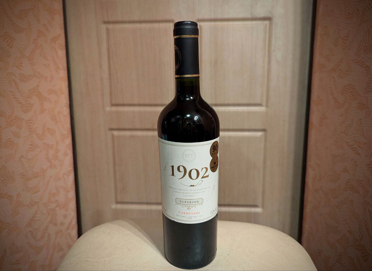 Вино 1902 Carmenere Superior