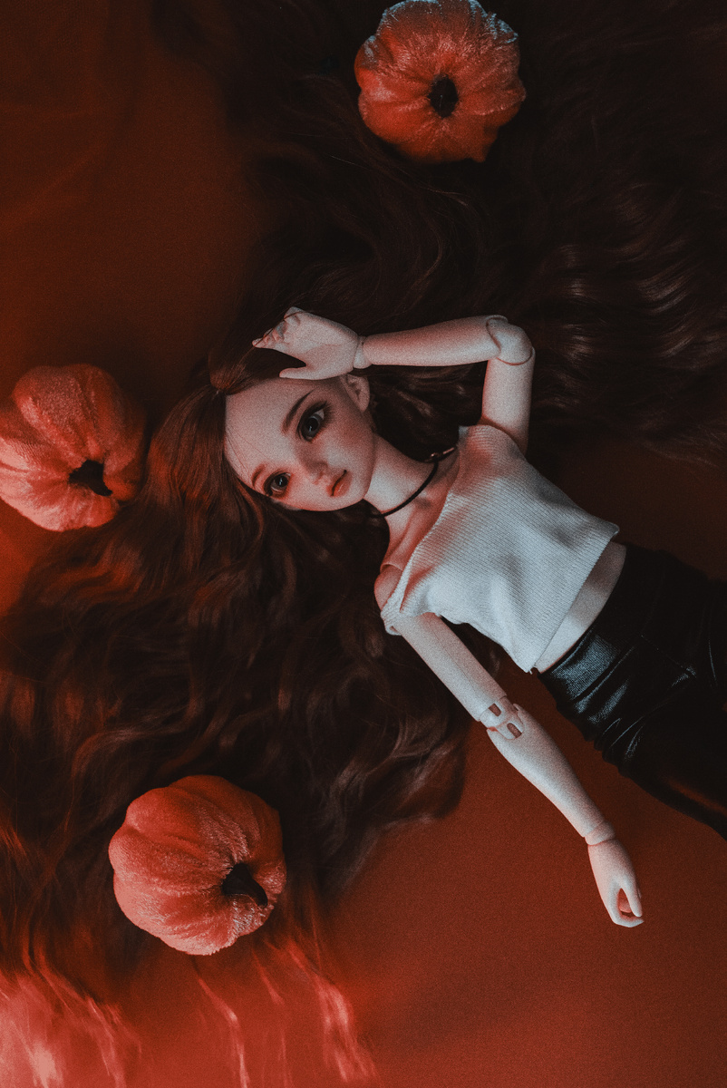 Фото автора. f4, ISO 2540, 1/125. Фокусное расстояние 50мм