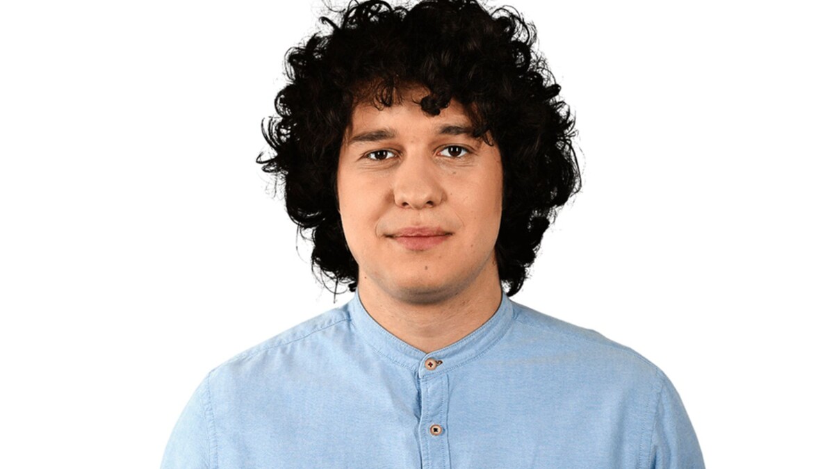    Музыкант Антон Токарев