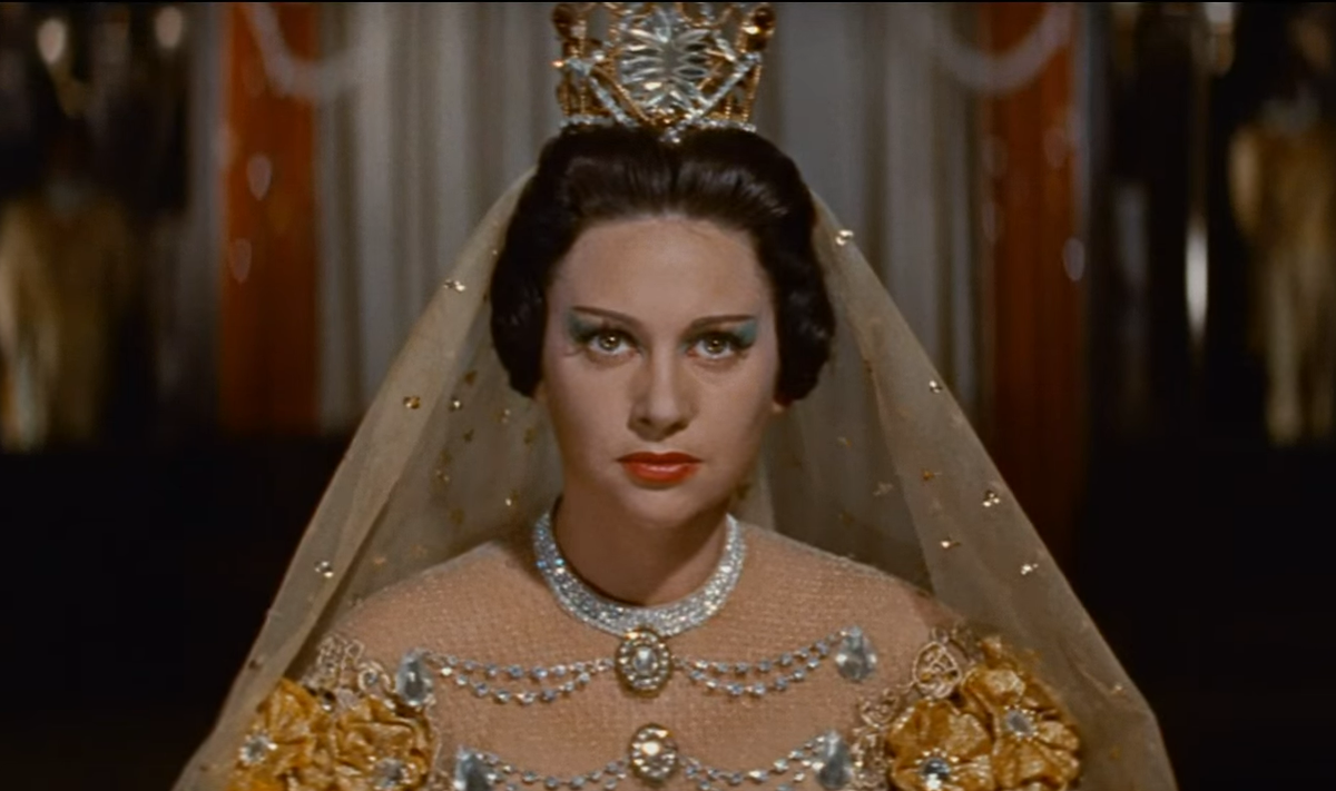 Главную роль в фильме "Лола Монтес" сыграла Мартина Кароль