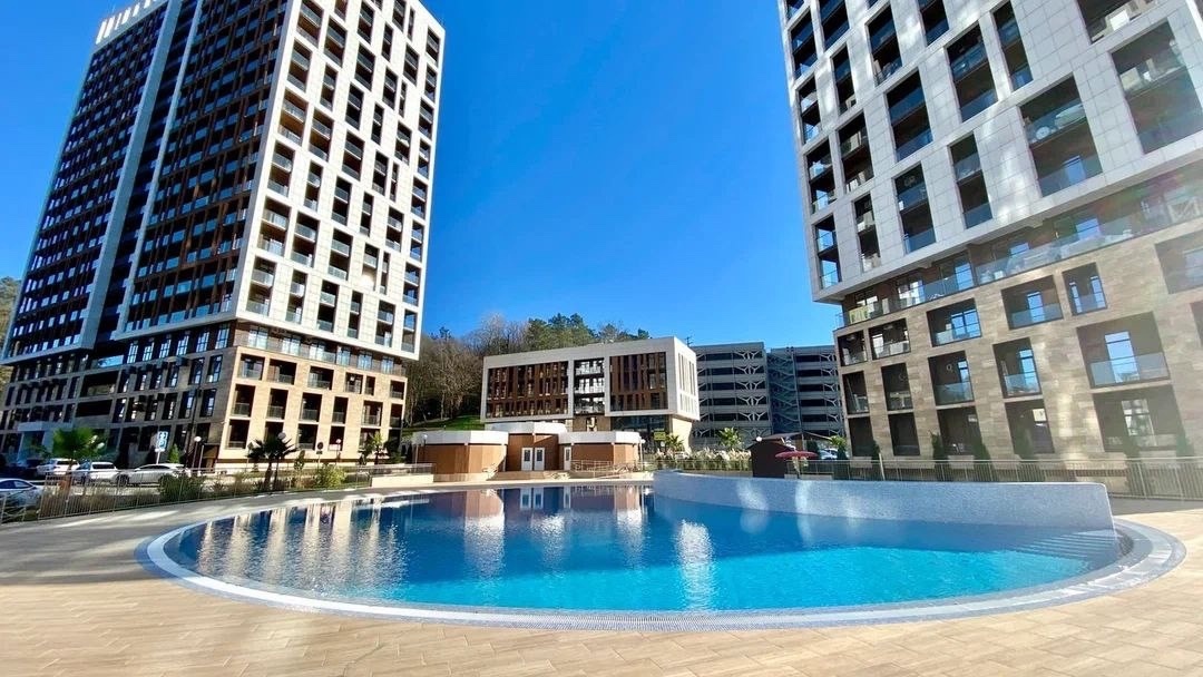 Фасады и общий облик. Листайте.