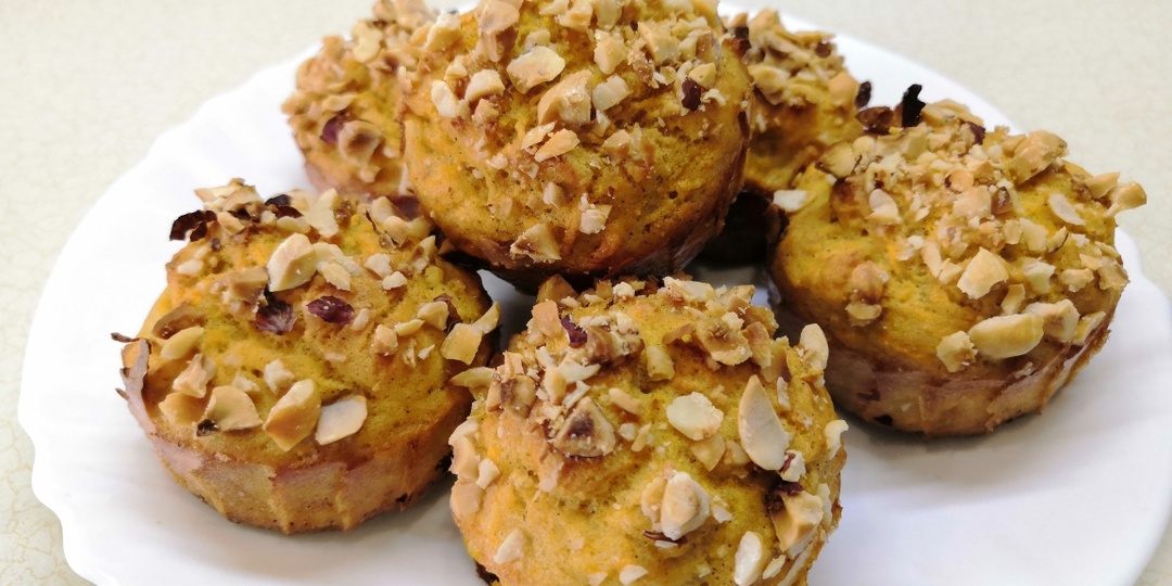 Из сладкой морковки получаются вкусные ПП кексы