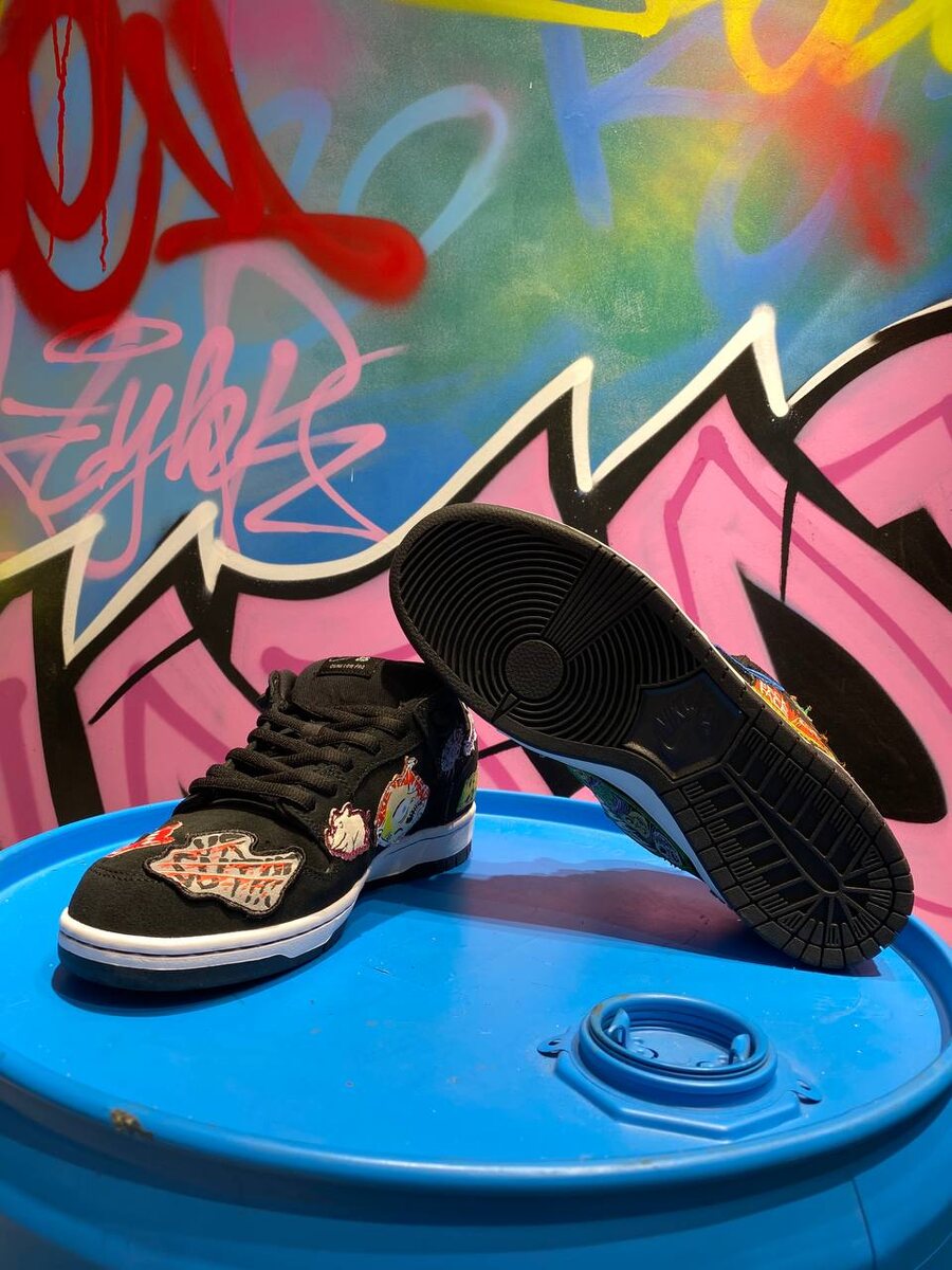 Nike SB Dunk Low Neckface