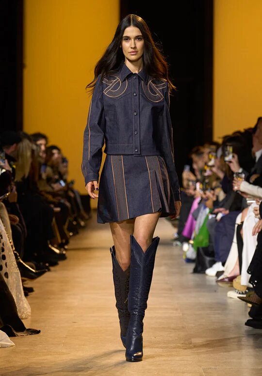 Elie Saab Коллекция Ready-to-Wear Fall/Winter 2024-2025 «Мелодии Грейсленда»