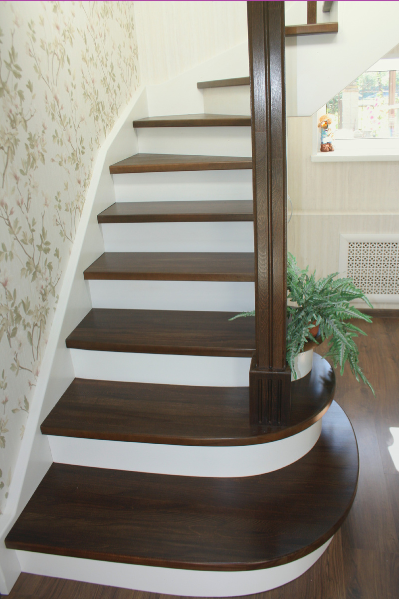 Лестница из Бука