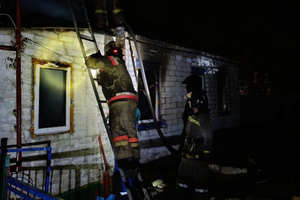 Горящие мосты за спиной. И если мой огонь погас жалейте не меня. Пожар мем. Тот кто горел будет. Ты огонь прикол.