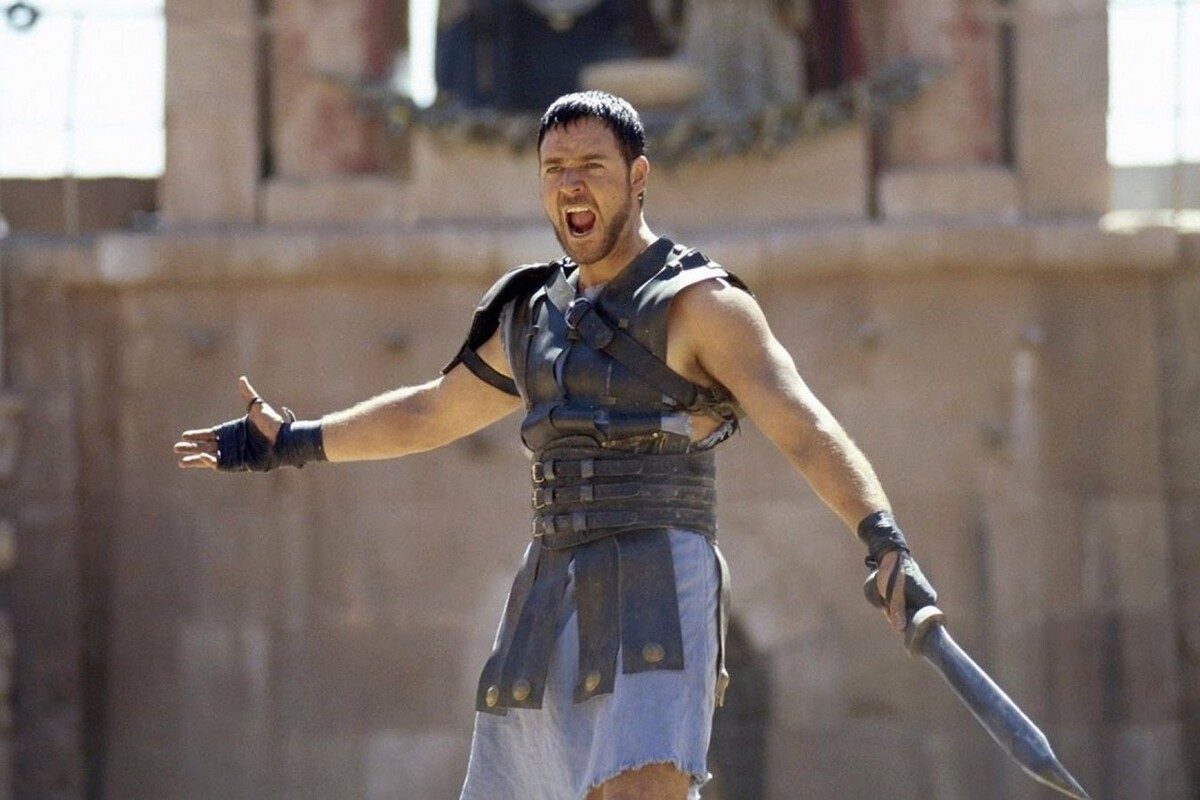 Максимус был самым храбрым талантливым гладиатором который побеждал всех своих противников