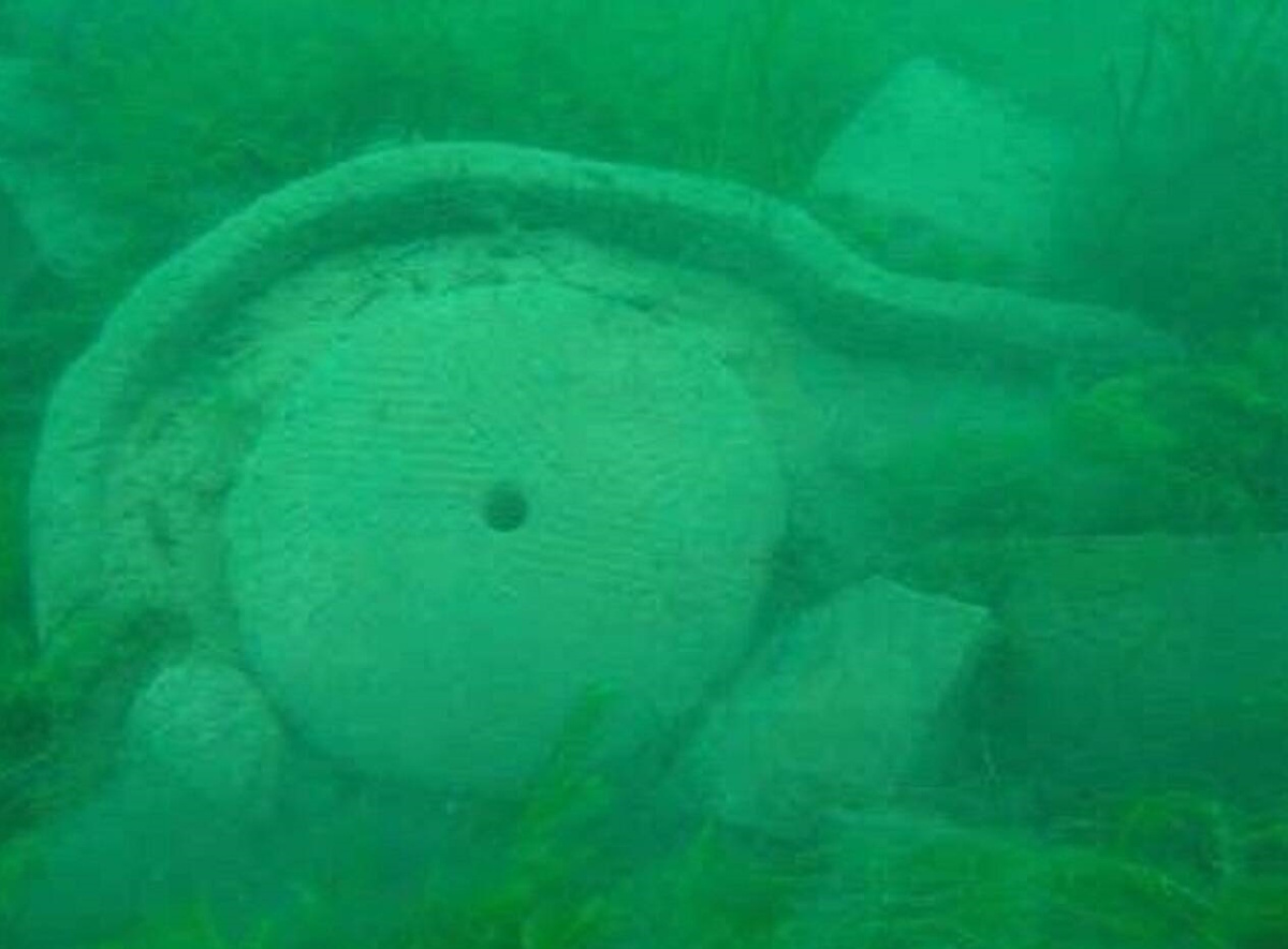 Объект похож на рукотворный. Фото: history.eco.