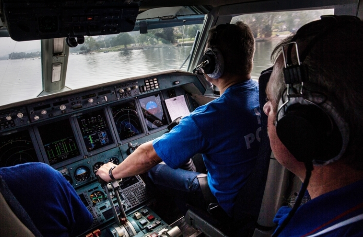 Внутри Бе-200