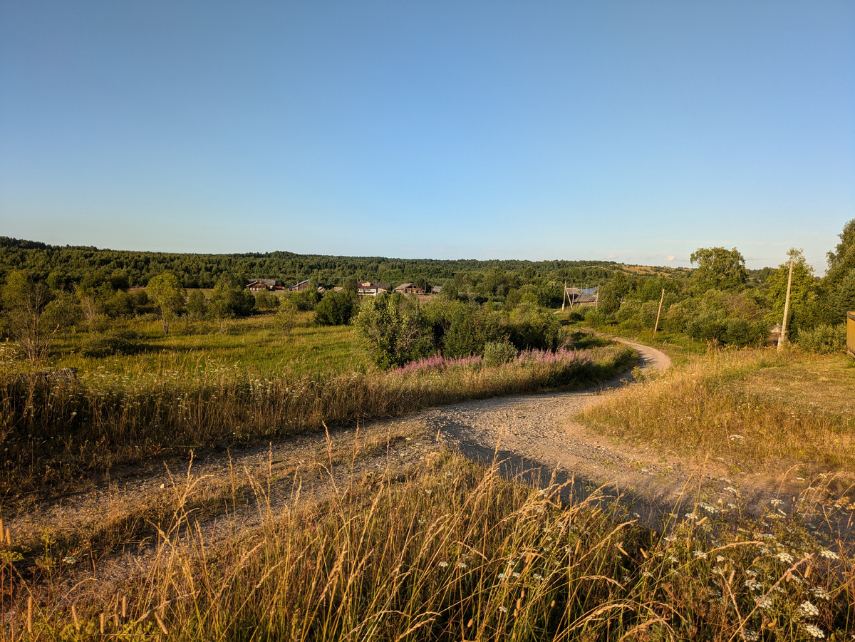 Дорога в напрапвлении бывшей Кислолвской