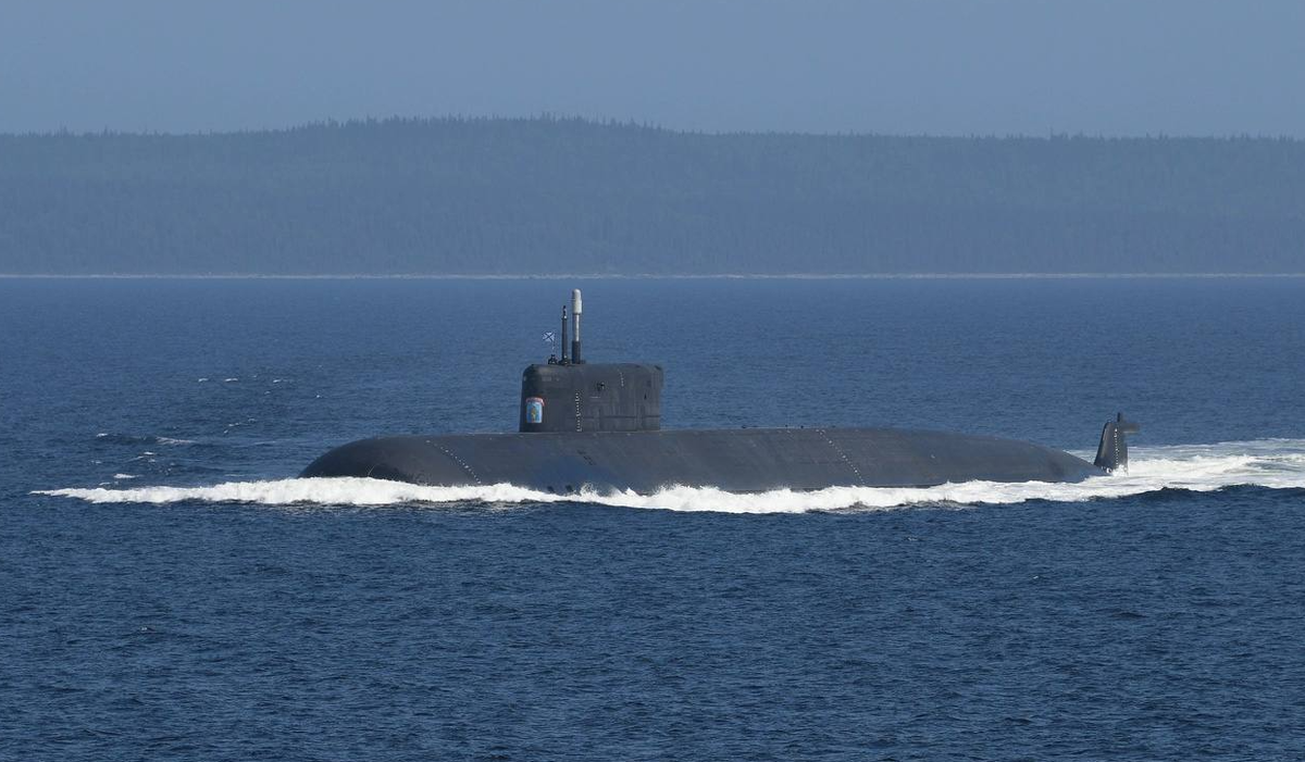 АПЛ  БС-329 "Белгород" в Белом море. Фото МО  РФ