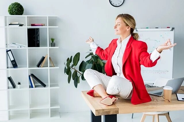    Почему в понедельник важно одеваться в яркие цвета?