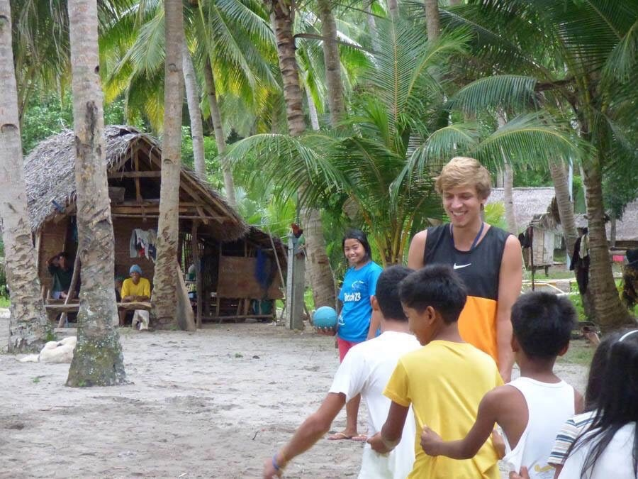 Аким и его команда. Укимова бухта. 