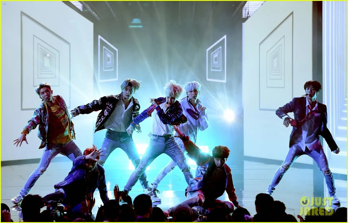 Выступление BTS на премии AMA's 2017