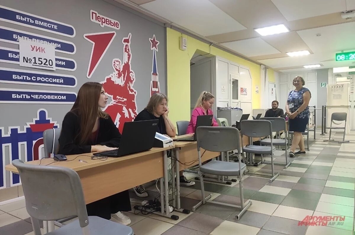    Более 2,5 млн.