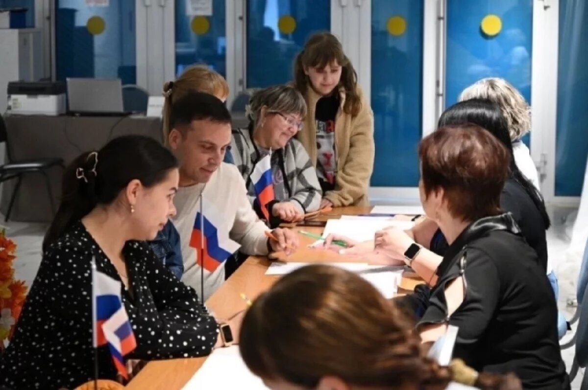    Избирательные участки будут работать до 20.00.