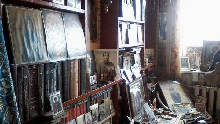 Народная часовня Хранителя Образа, в которой многие иконы мироточат. Архив ИА Новороссия